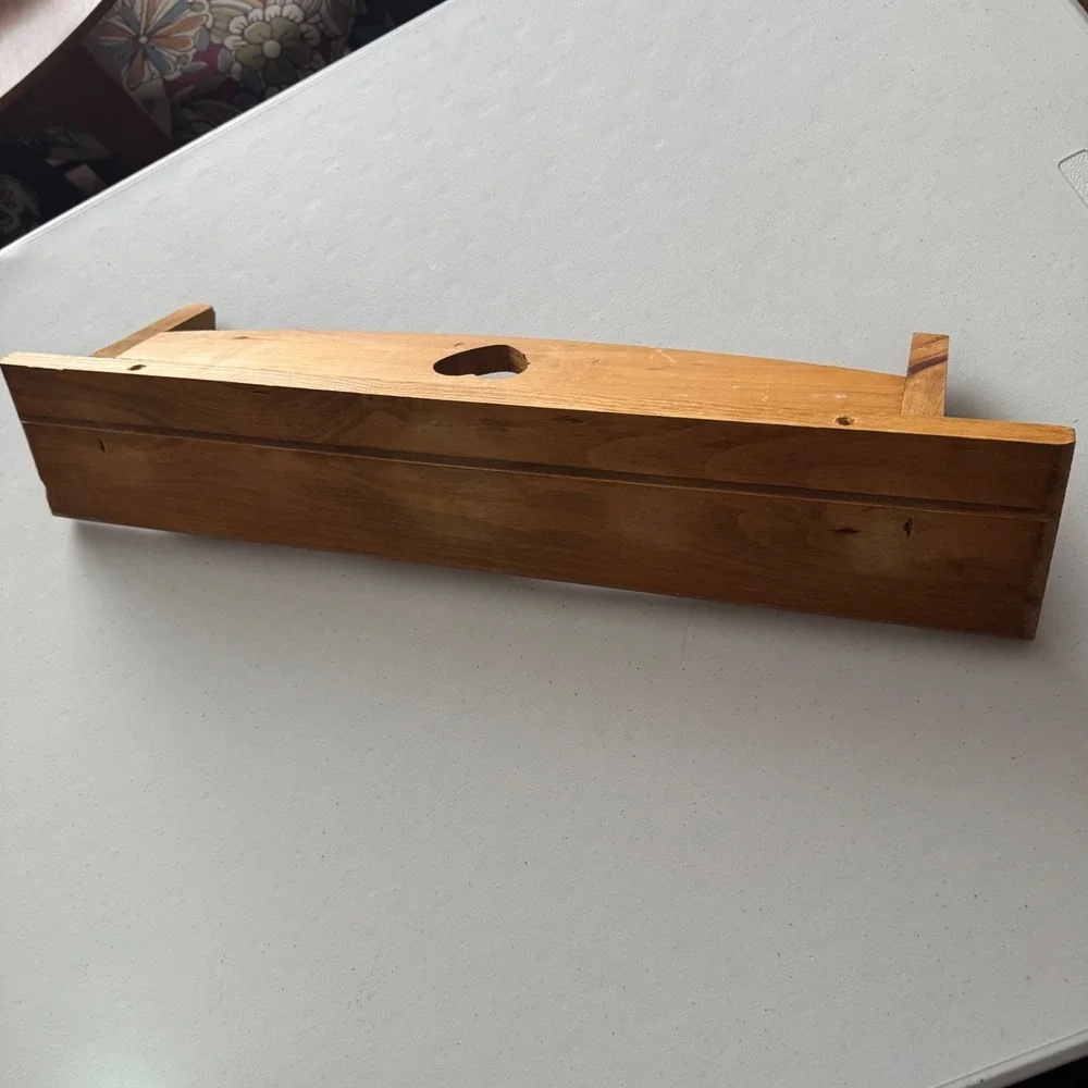 Cottagecore Farmhouse Vintage Wooden Wall Shelf Heart Cutout Apple Motif Pegs